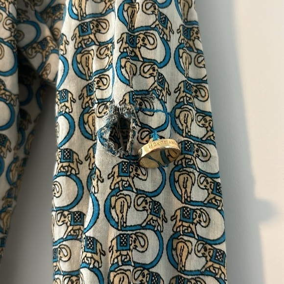 Tory Burch Elephant print blouse tunic size 2 with flaws - Picture 7 of 13